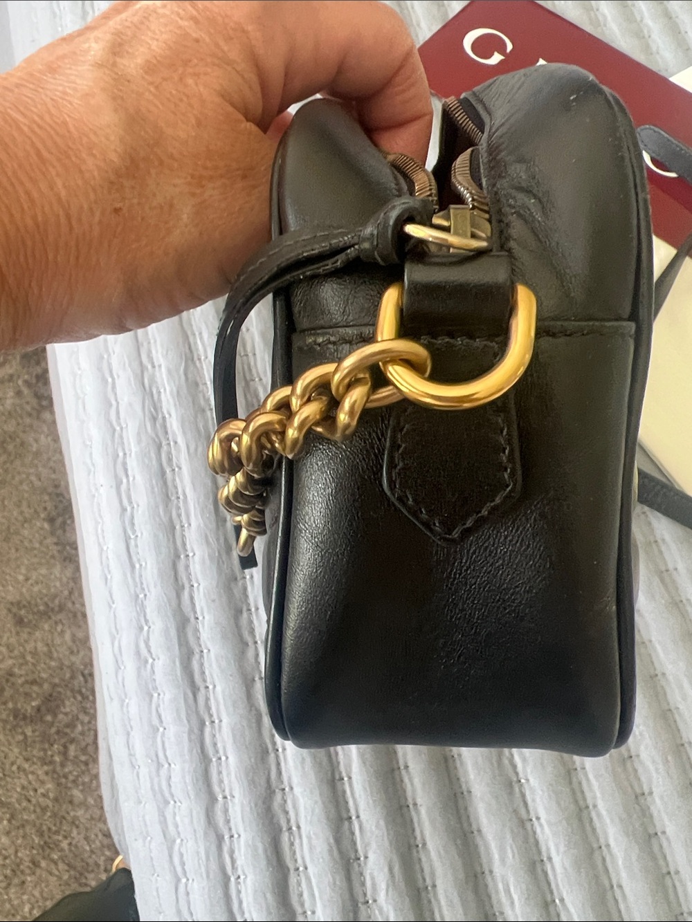 Gucci Marmont Camera Bag - Picture 9 of 10